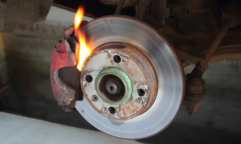 Why brake discs overheat and what this can lead to: an analysis