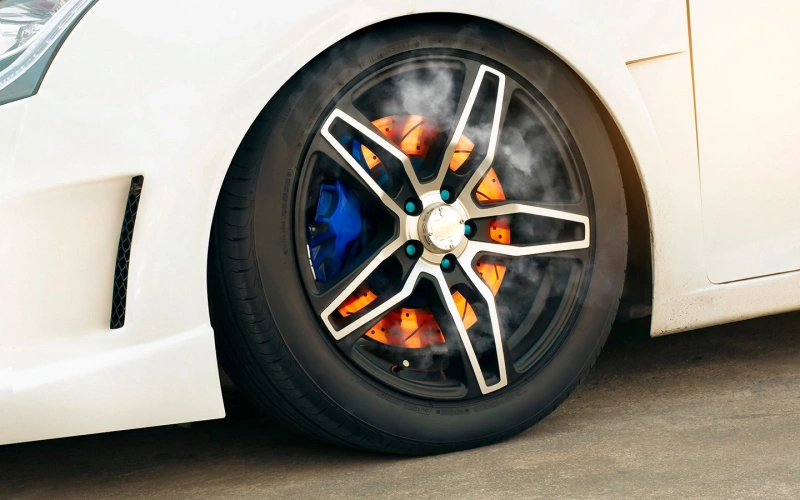 Why brake discs overheat and what this can lead to